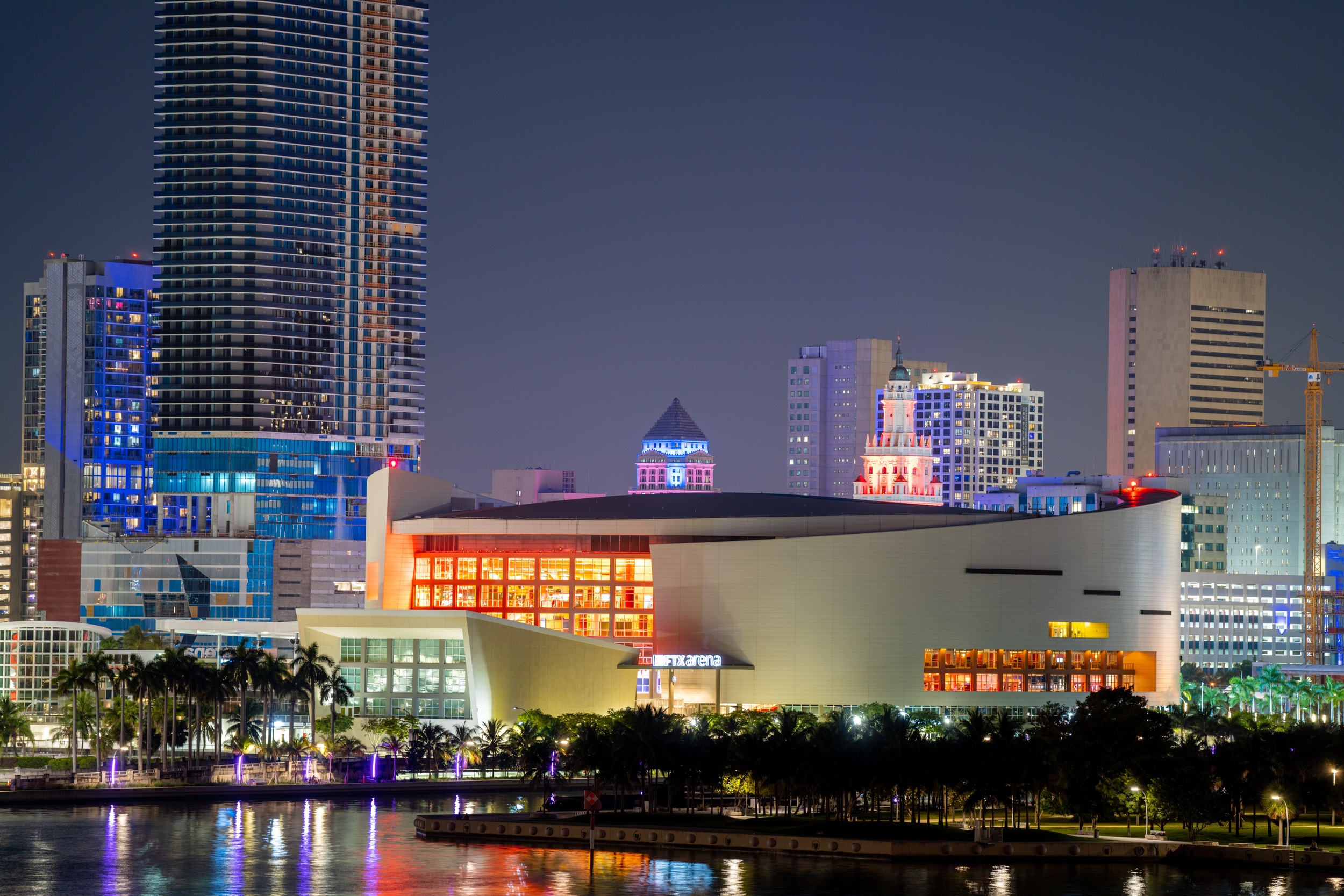 miami arts and entertainment outside view